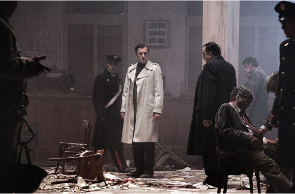 ICONA - ROMANZO DI UNA STRAGE ICONA - ROMANZO DI UNA STRAGE